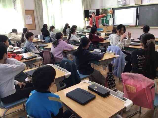 a232fdba-0aa4-428c-aa89-8eb4fcc3d18b